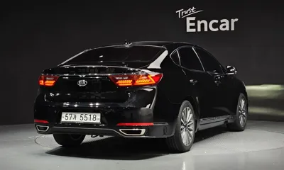 Kia K7 2019, 124934 км, за 8796.11 USD