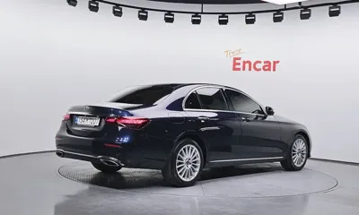 Mercedes-Benz E-Class 2022, 85653 км, за 21275.19 USD