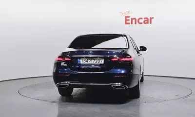 Mercedes-Benz E-Class 2022, 85653 км, за 21275.19 USD