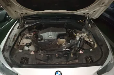 BMW 5 Series GT 2015, 142200 км, за 11731 USD - фото 21