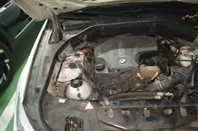 BMW 5 Series GT 2015, 142200 км, за 11731 USD - фото 23