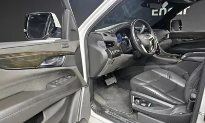 Cadillac Escalade 2019, 60708 км, за 65140.1 USD - фото 10
