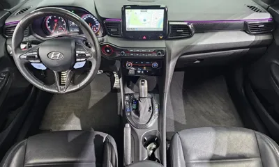 Hyundai Veloster 2018, 121296 км, за 6498.62 USD - фото 7