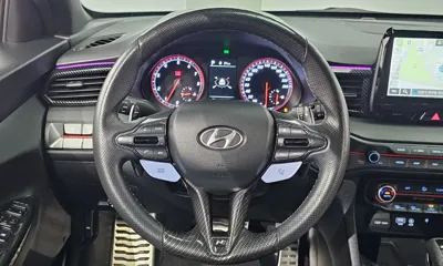 Hyundai Veloster 2018, 121296 км, за 6498.62 USD - фото 12