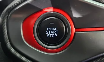 Hyundai Veloster 2018, 121296 км, за 6498.62 USD - фото 17