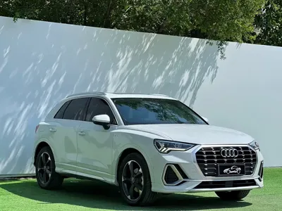 Audi Q3 2021, 65000 км, за 20564.96 USD