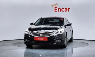 Hyundai Grandeur 2013, 100274 км, за 3371.23 USD