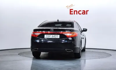 Hyundai Grandeur 2013, 100274 км, за 3371.23 USD