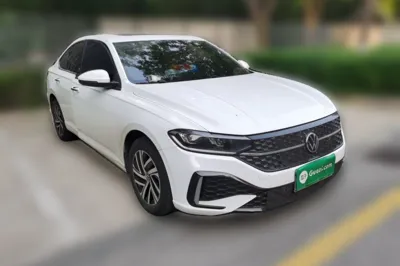 Volkswagen Lavida 2023, 39700 км, за 16092 USD