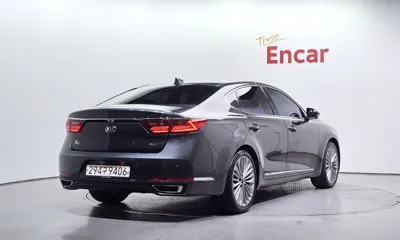 Kia K7 2019, 128455 км, за 7417.62 USD