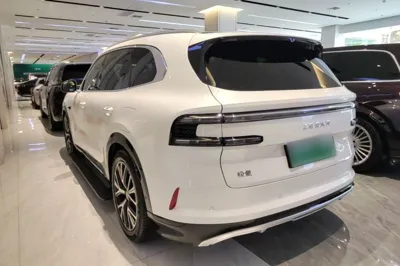 Zeekr Zeekr 8X 2026, 800 км, за 54775 USD