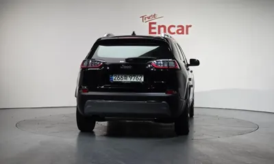 Jeep Cherokee 2021, 42599 км, за 12251.65 USD