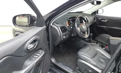 Jeep Cherokee 2021, 42599 км, за 12251.65 USD - фото 11