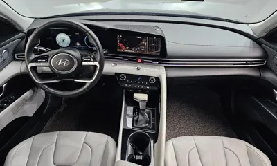 Hyundai Avante 2023, 65398 км, за 11750.03 USD - фото 7