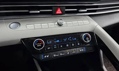 Hyundai Avante 2023, 65398 км, за 11750.03 USD - фото 16