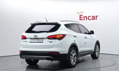Hyundai Santafe 2014, 157901 км, за 5087.54 USD