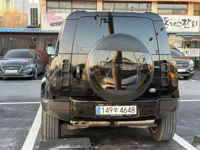 Land Rover Defender 2023, 26000 км, за 68372.7 USD - фото 6