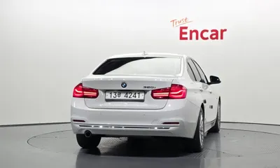 BMW 3-Series 2016, 98853 км, за 7877.12 USD