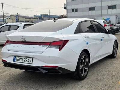 Hyundai Avante 2022, 45060 км, за 11093.61 USD - фото 7