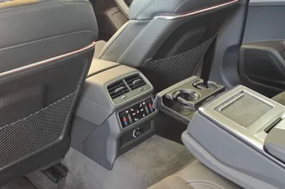 Audi A6L 2021, 62300 км, за 36801 USD - фото 15