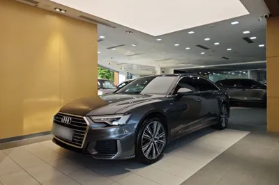 Audi A6L · 2021 год
