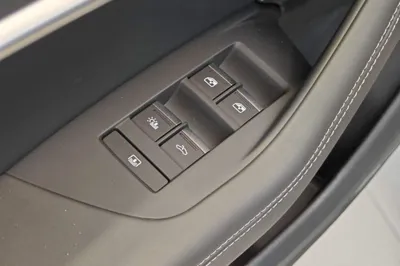 Audi A6L 2021, 62300 км, за 36801 USD - фото 43