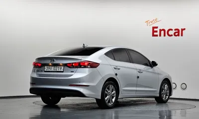 Hyundai Avante 2017, 39317 км, за 8255.86 USD