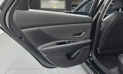 Hyundai Avante 2023, 58094 км, за 13651.43 USD - фото 25