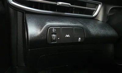 Hyundai Avante 2023, 58094 км, за 13651.43 USD - фото 27