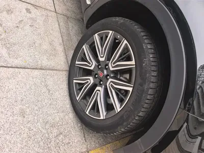 Hongqi Hongqi HS5 2022, 49600 км, за 12683.54 USD - фото 6