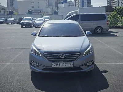 Hyundai Sonata 2016, 53563 км, за 5710.91 USD