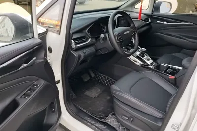 SAIC MAXUS Dajia 5 2024, 26800 км, за 12370 USD - фото 23