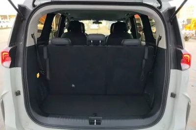 SAIC MAXUS Dajia 5 2024, 26800 км, за 12370 USD - фото 27