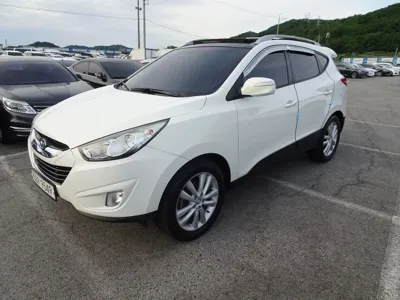 Hyundai Tucson 2012, 157000 км, за 3250.82 USD