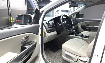 Kia Canival 2020, 53940 км, за 9915.4 USD - фото 10