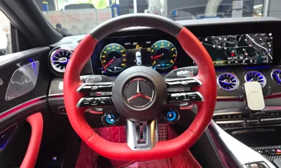 Mercedes-Benz AMG GT 2023, 49877 км, за 64986.22 USD - фото 13