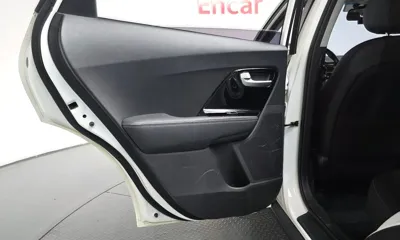 Kia Niro 2018, 42720 км, за 9725.48 USD - фото 25