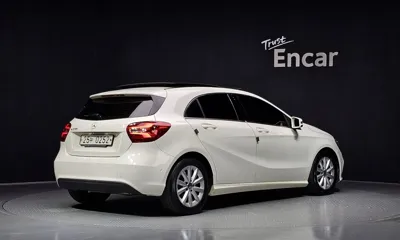 Mercedes-Benz A-Class 2016, 117683 км, за 5334.38 USD