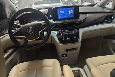 Buick GL8 2023, 48600 км, за 21367 USD - фото 17