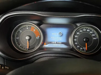 Jeep Cherokee 2019, 134200 км, за 5251.41 USD - фото 8