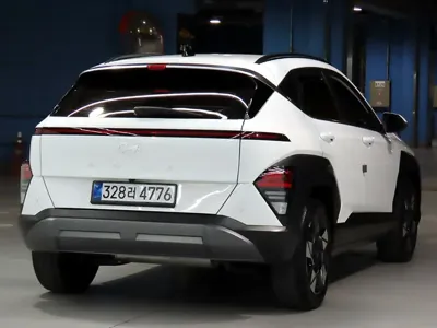 Hyundai Kona 2023, 51941 км, за 24222.13 USD
