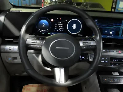 Hyundai Kona 2023, 51941 км, за 24222.13 USD - фото 8