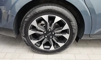 Kia Canival 2023, 24898 км, за 18642.51 USD