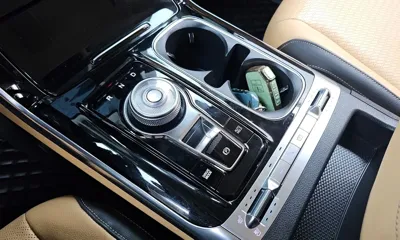 Kia Canival 2023, 24898 км, за 18642.51 USD - фото 9