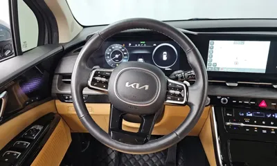 Kia Canival 2023, 24898 км, за 18642.51 USD - фото 13