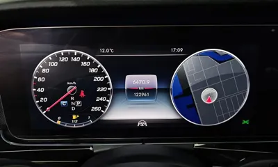 Mercedes-Benz E-Class 2018, 122961 км, за 15612.82 USD - фото 8