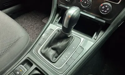 Volkswagen Golf 2017, 116696 км, за 6039.12 USD - фото 9