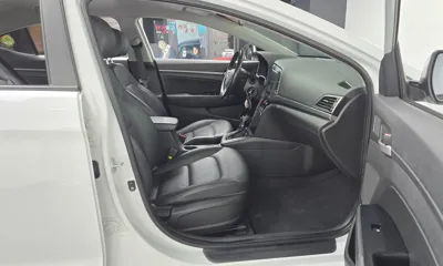 Hyundai Avante 2017, 143803 км, за 4629.14 USD - фото 11