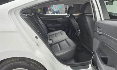 Hyundai Avante 2017, 143803 км, за 4629.14 USD - фото 12