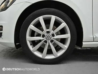 Volkswagen Golf 2014, 164913 км, за 5113.56 USD